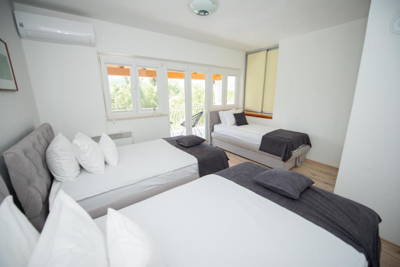 Villa Kosor Spring 블라카예 외부 사진