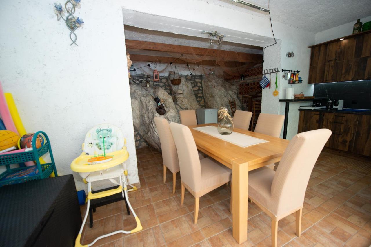 Villa Kosor Spring 블라카예 외부 사진