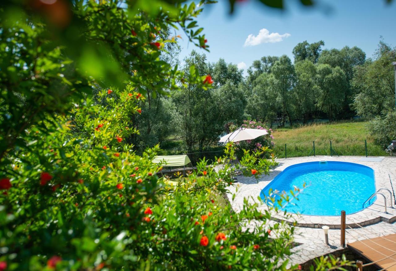 Villa Kosor Spring 블라카예 외부 사진